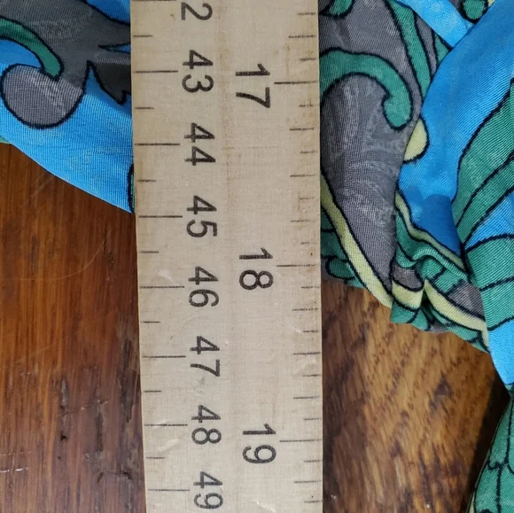 NWT Woman's Paisley Print Top One Size - Picture 8 of 8